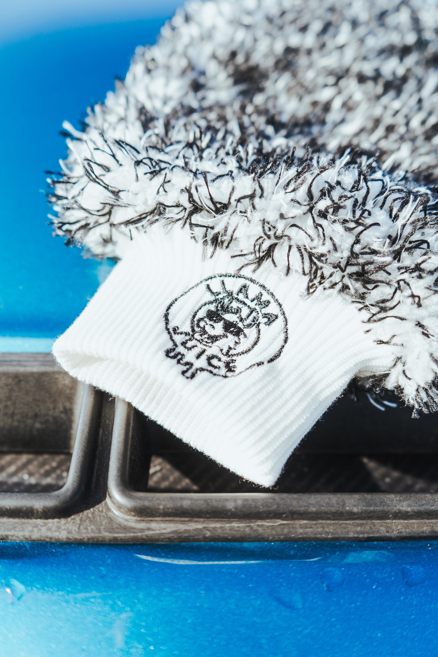 Llama Juice Wash Mitt